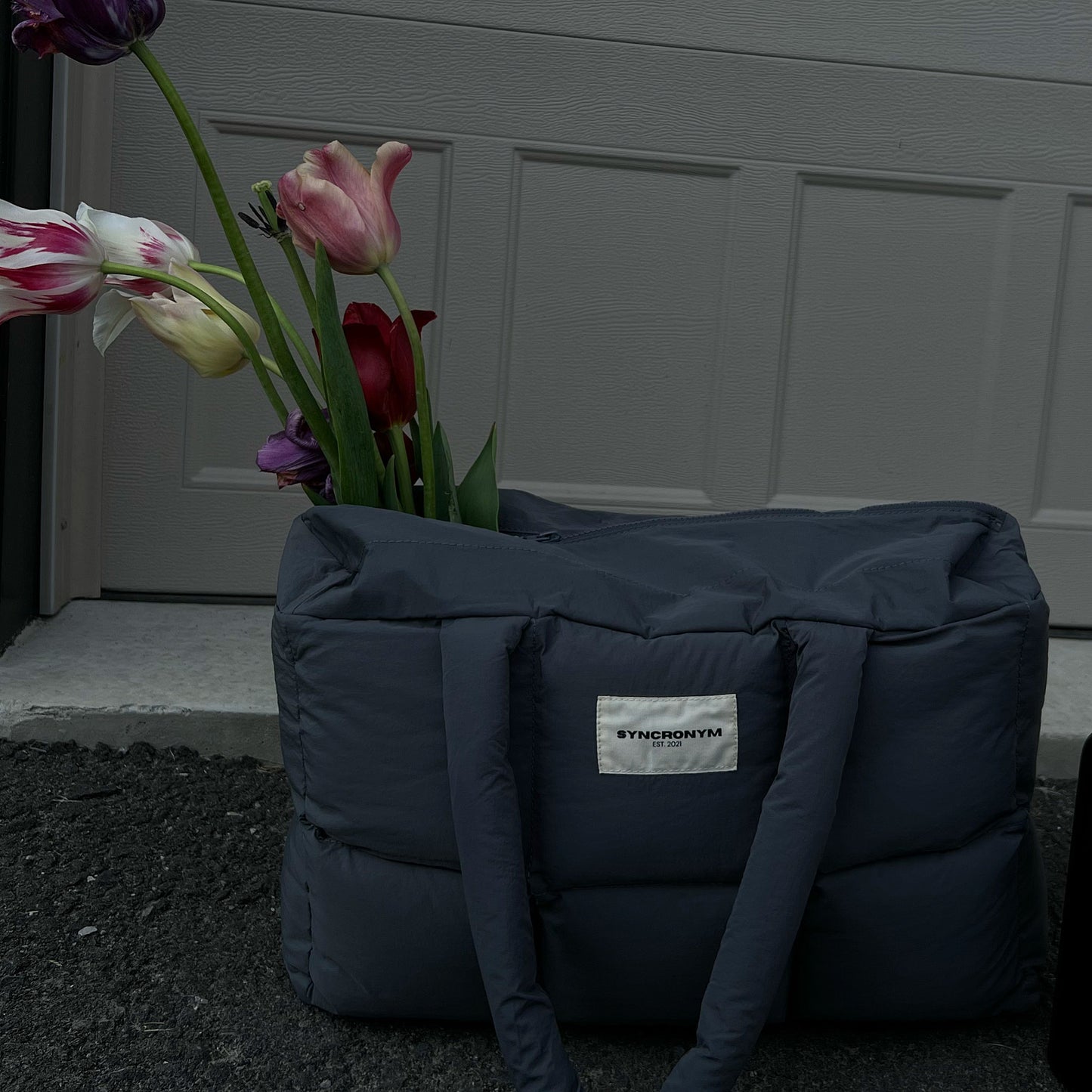 Storm Power Puff: Everyday Navy/Grey Puffer Tote bag